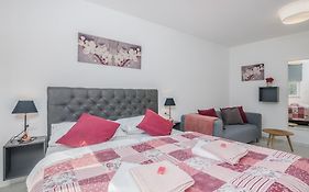 Apartments Elle Luxury Vantacici