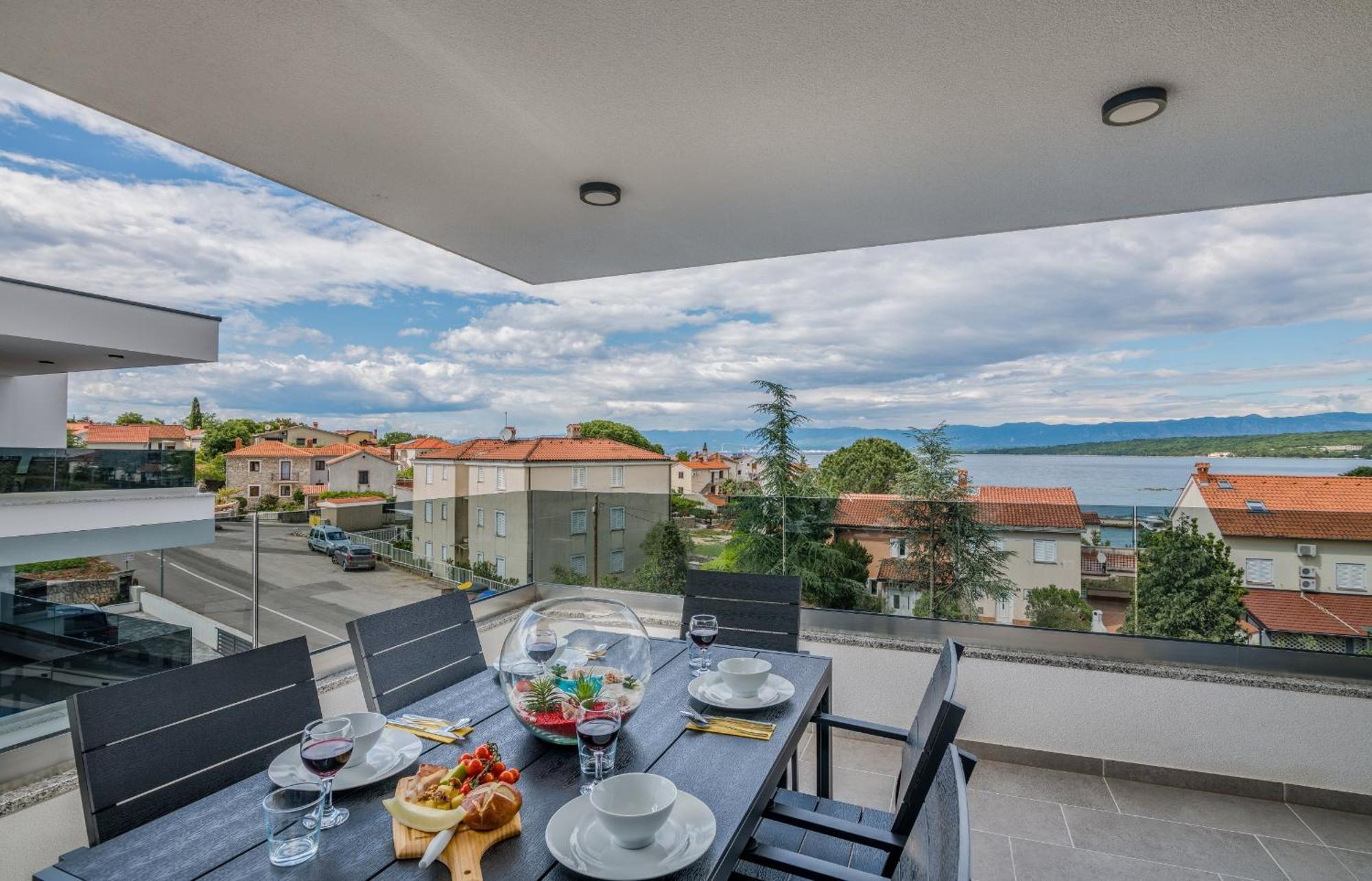 Apartments Elle Luxury Vantacici Malinska Zimmer foto